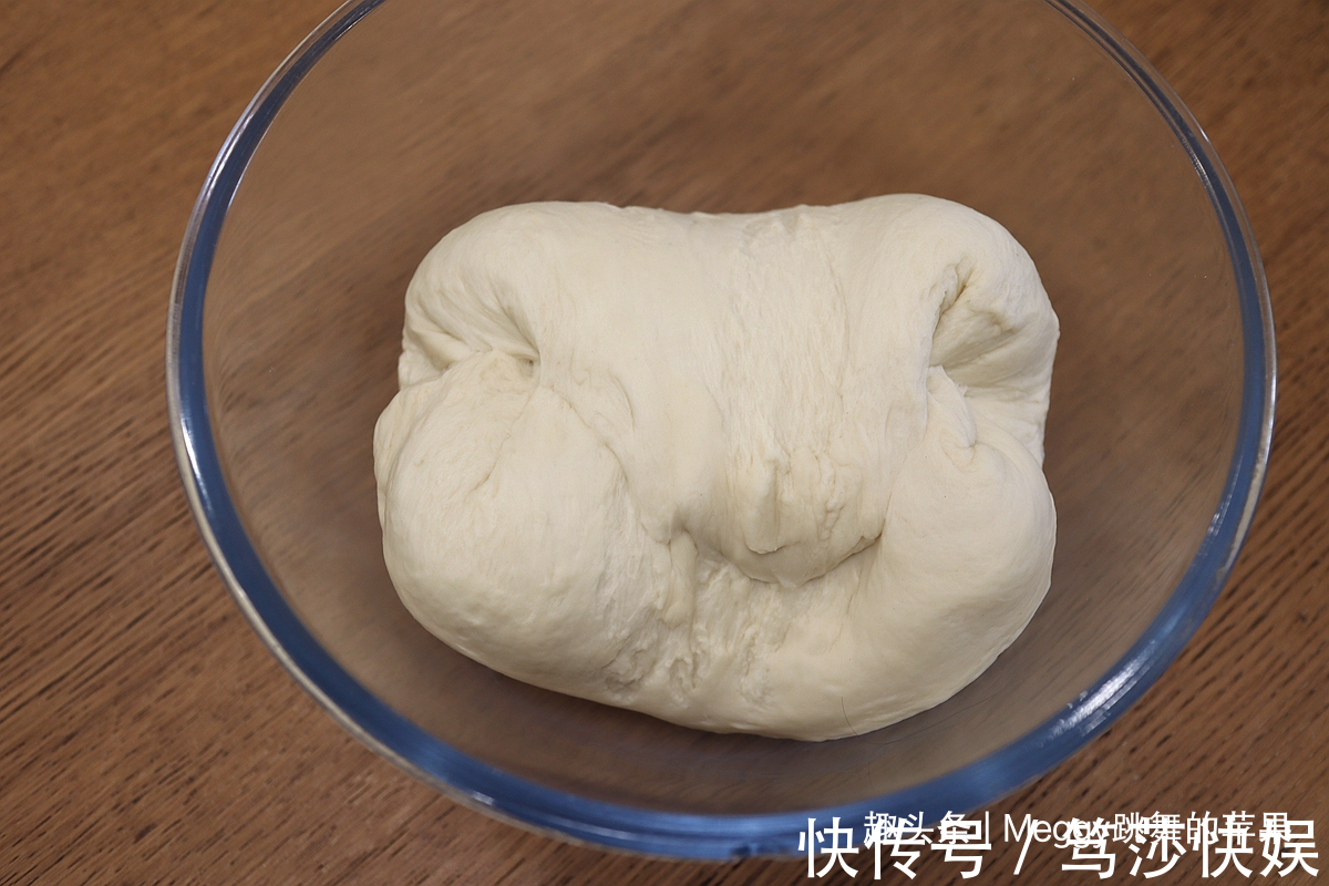 保鲜膜|真佩服苹果姐，1块面做4个2馅2味的吐司，早餐零食还愁啥