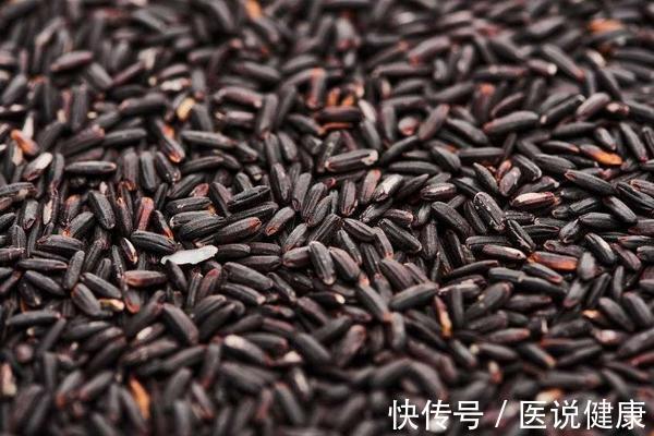 男性|肾气不足,身体或出现4种症状,建议“吃3物做2事”,补足肾气