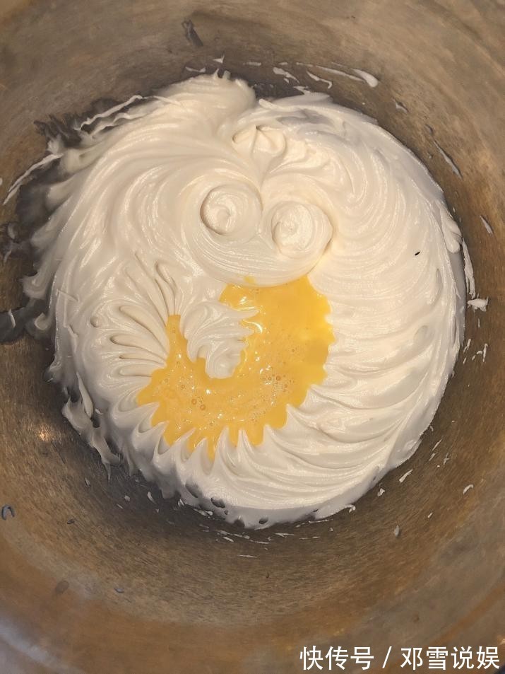 中筋面粉|零失败的中式小桃酥,烘焙小白也能轻松驾驭,咬一口酥掉渣