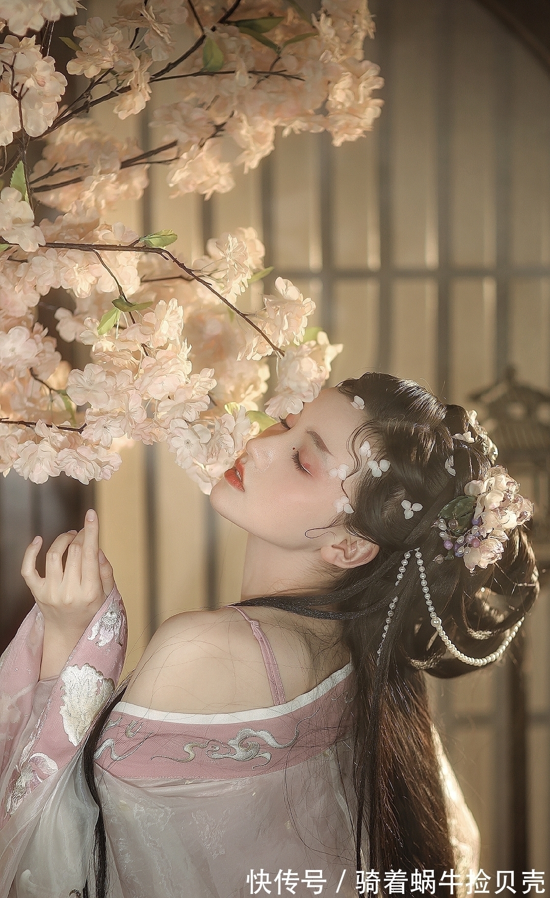 发妻$元稹的《遣悲怀》:悼亡绝唱,纸短情长,最后14字流传1000多年