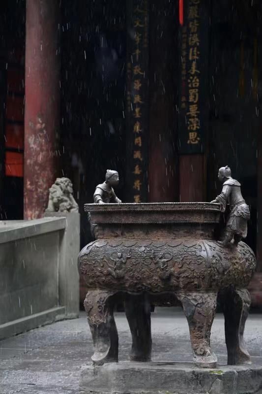 不负2021第一场雪！成都，吉祥