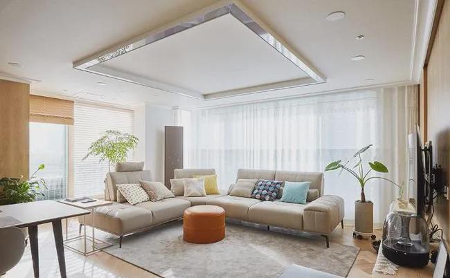 儿子|为儿子结婚,老两口重装114㎡,在配色上下功夫,前后像换了套房