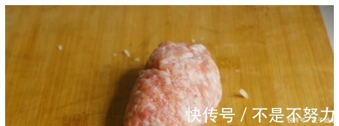 豆腐皮最好吃做法,不凉拌,不用炒,真是太香了,看着都好吃!