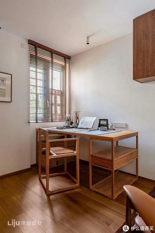 楼房|二手一楼房庭院惨遭荒废,原房东看到改造效果:早知道再加30万也不卖