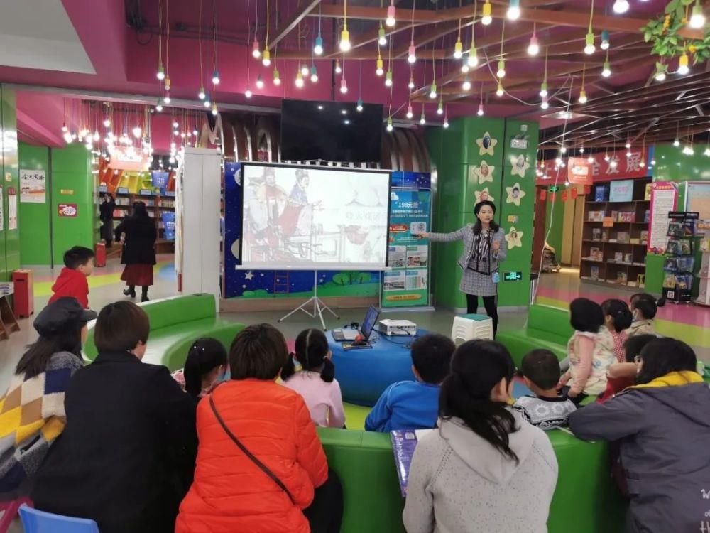 担当|与书同行,践行文化担当