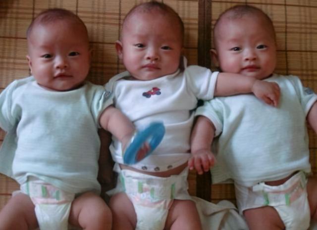 孩子们|“修”姓爸爸喜得三胞胎,给孩子们取的名字,让民警哭笑不得