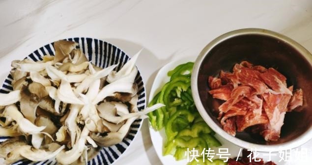 这个菜,天天吃都吃不烦,蛋白质多还有维生素,营养又美味!