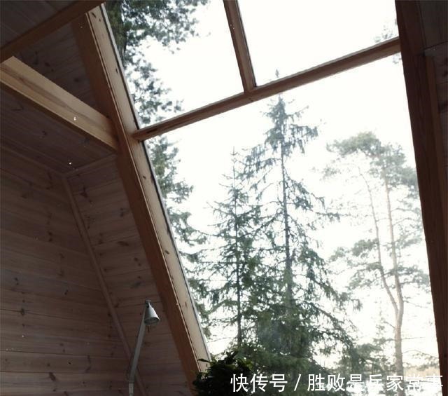 小空间|同学经常吹嘘在国外建了套别墅才花5万，看到照片，真是活久见！