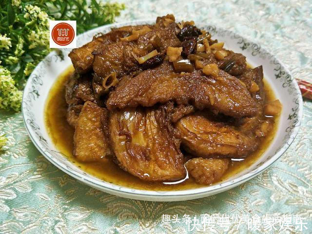 在家做茄子,我教你一招,不仅不吸油,味道比红烧肉还香!