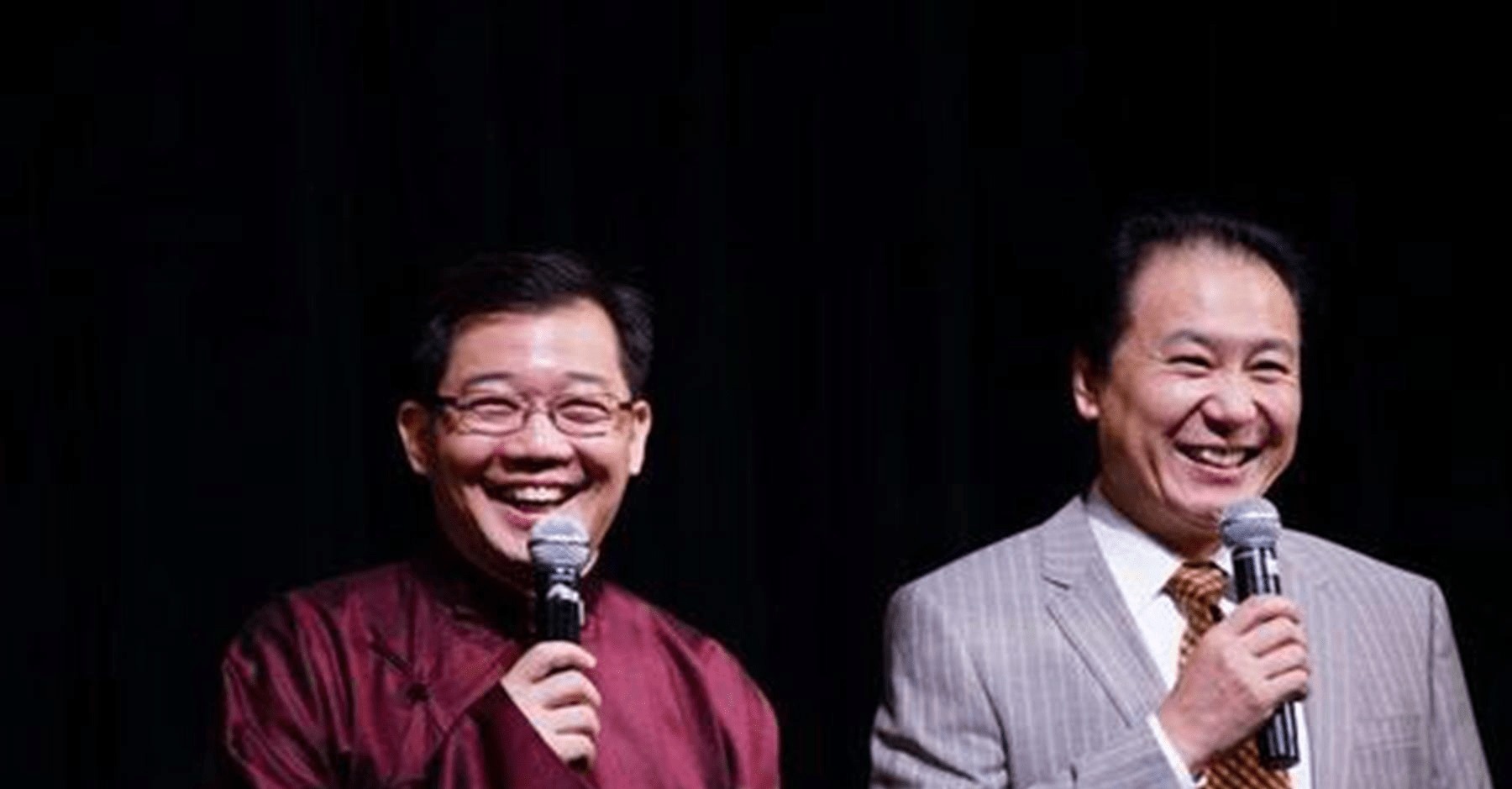 他故意将黄家驹念成“黄家狗”,自以为很幽默,却断送了自己前程