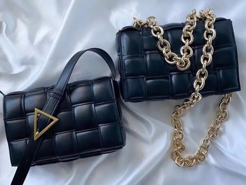 羽绒服穿在你身上显臃肿？穿在它身上刚刚好！