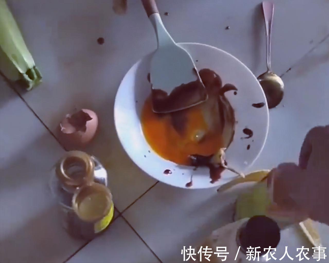 飙升|血压飙升!妈妈有事让爸爸带娃,一天后进门那刻崩溃:还是家吗?