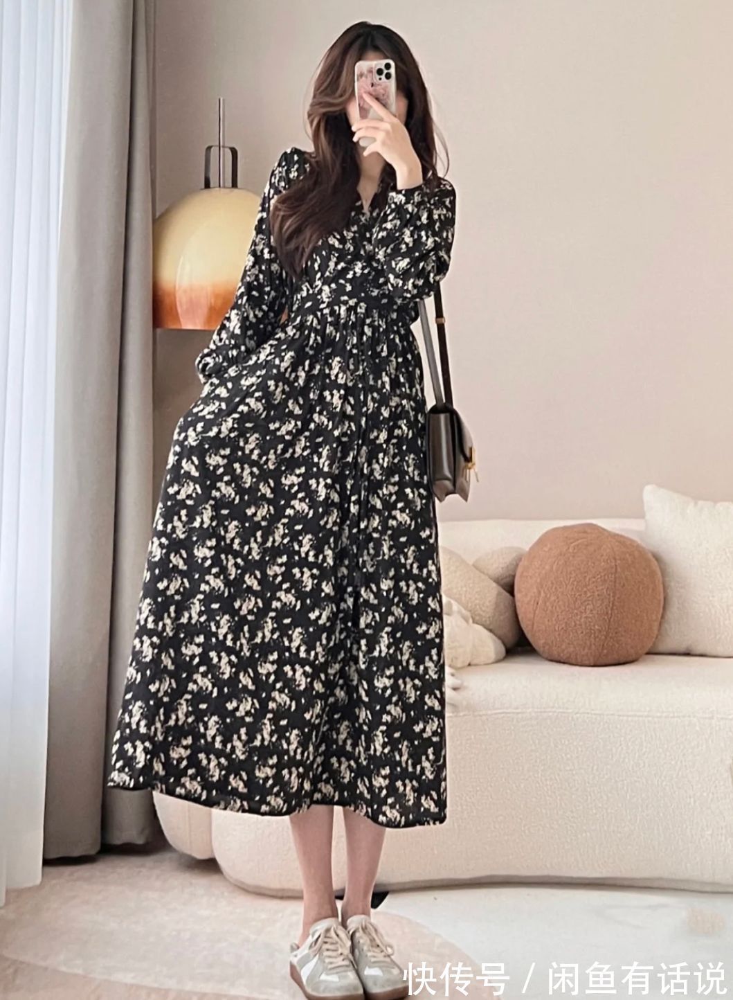 穿搭 春天穿西装该配裤子还是裙子?看韩国博主示范就知道,差别有点大