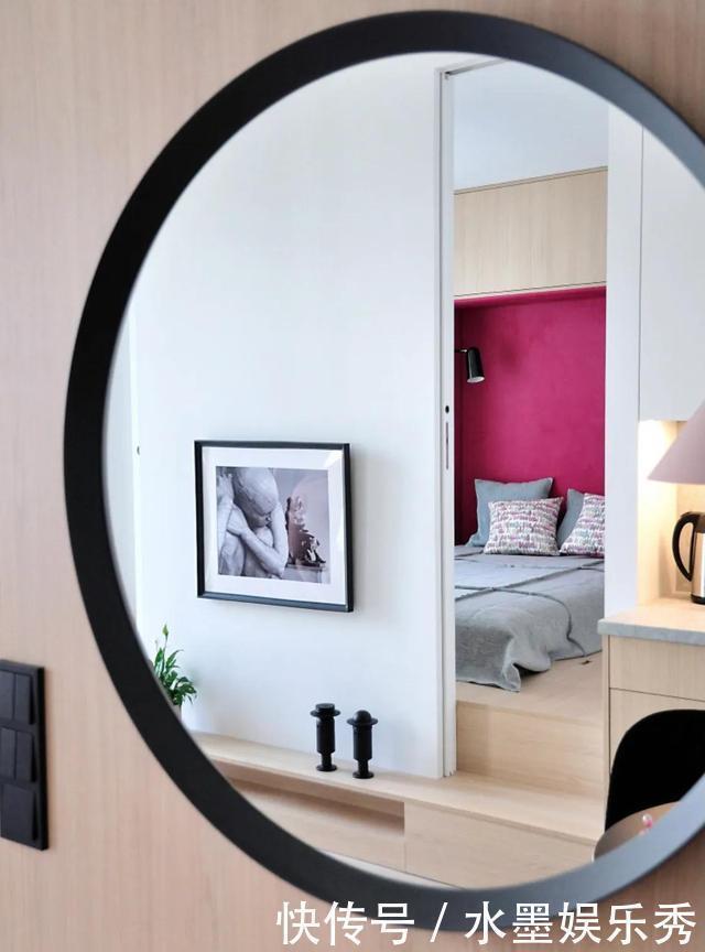 玄关|大龄姑娘买下33㎡小宅，全屋极简装修，卧室抬高45㎝，好舒适