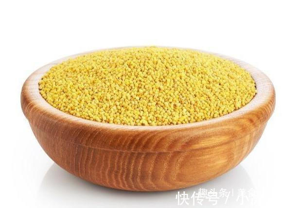 营养物质|小米粥怎么熬最好喝，诀窍就在“水”，这样熬，米油出的快还好喝