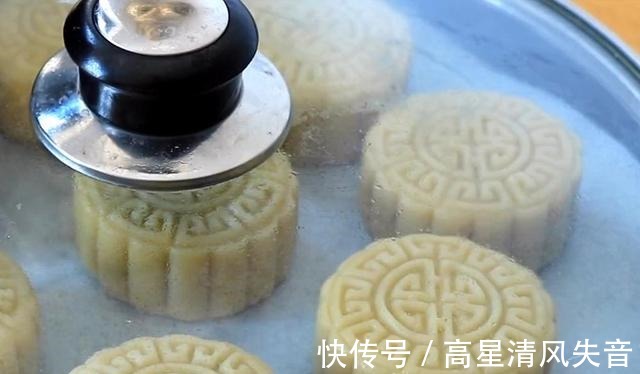 月饼|中秋节，不用烤箱，家里有平底锅就行！金黄香酥，不比买的差！
