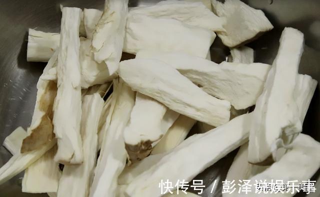 面糊|干炒黄焖都不行！炸杏鲍菇，简单酥脆又好吃，大鱼大肉不如它