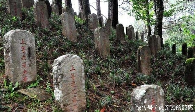 背恩忘义的国家: 埋着中国10万英雄,恩将仇报把英雄坟墓夷为平地