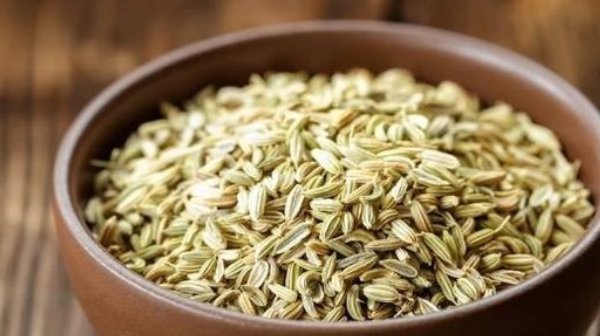 茴香|這味藥,只要放在枕頭邊聞一聞,秒治失眠、頸椎病