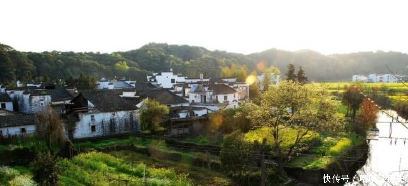 《唐诗三百首》误收录的一首诗,由于写得太好了,一直被人误会!