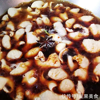 冬日里来一道肥肠煲,保你一天元气满满