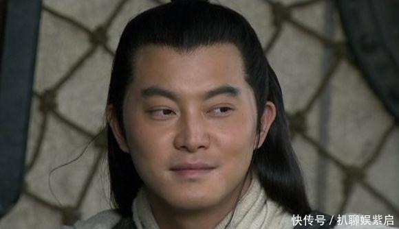 孙策|孙策明明有儿子，为何还要传位于孙权？周瑜为什么没有夺权？