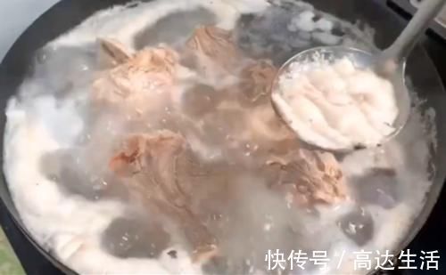 羊肉|天冷了，少吃牛羊肉多吃它，钙是鸡蛋的9倍，才15元一斤，太香了