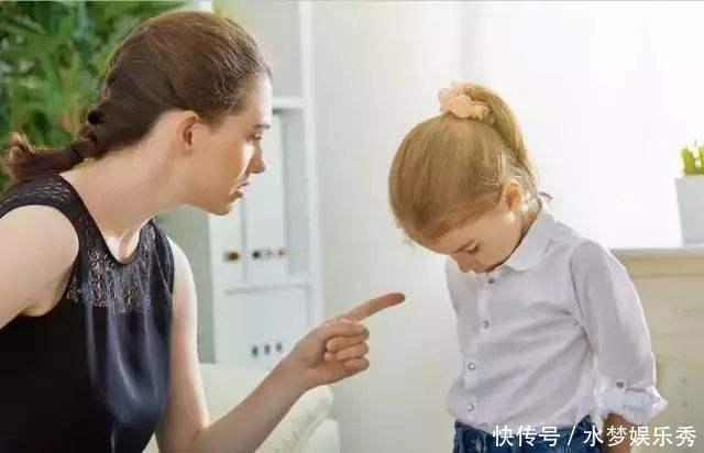 妈妈|男孩高铁上买了三份饭,遭妈妈大声斥责,乘客:孩子要被教坏了