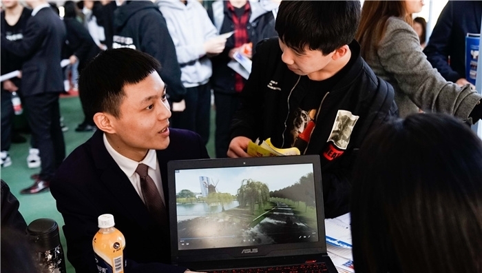 重庆新华电脑学校|重庆新华电脑学校之4D影视动漫游戏设计师专业