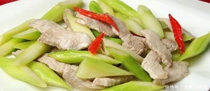 端上餐桌立马被抢光,鲜香提味营养又好吃,大人宝宝都喜欢哦!