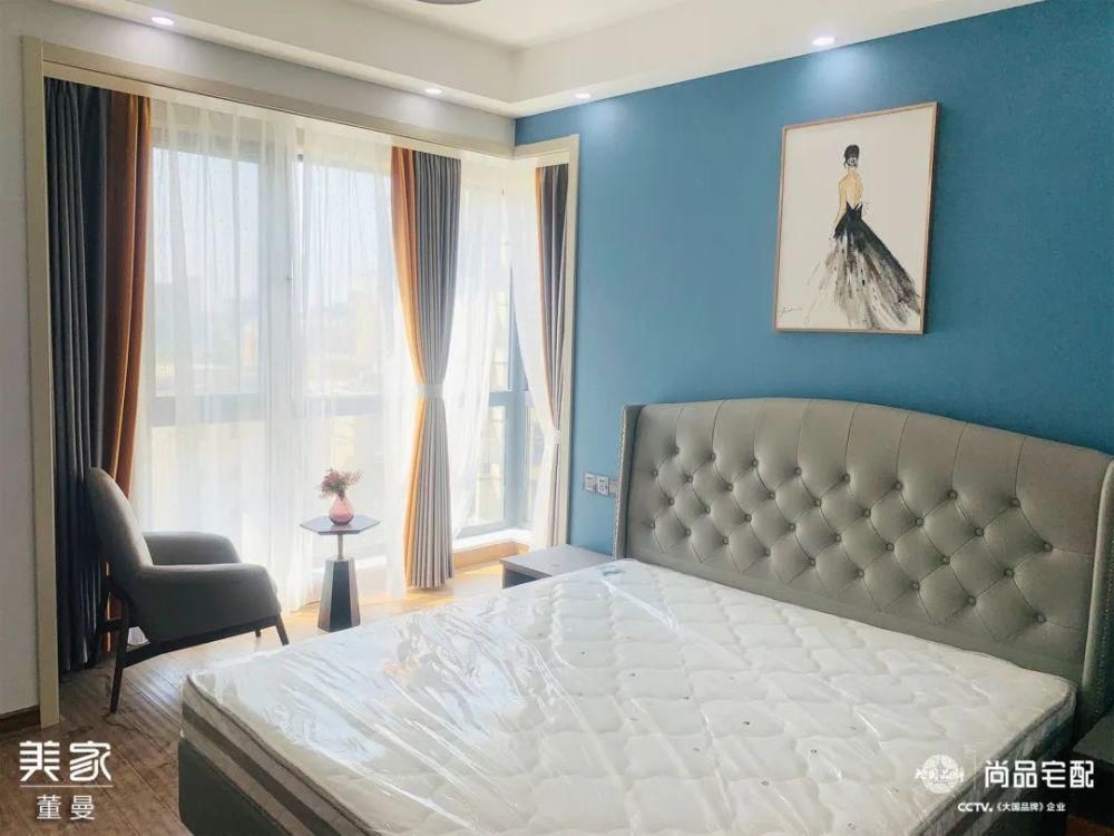 背景墙|邻居说打死都不装休闲阳台?看完她家,瞬间上头了!