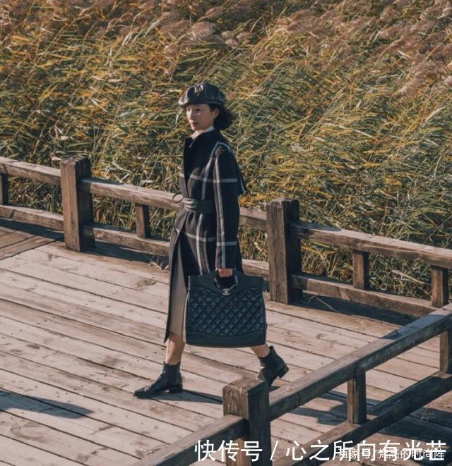 白色|入冬前的“高级减龄”穿搭法来袭!三木妈亲身示范,快快收藏