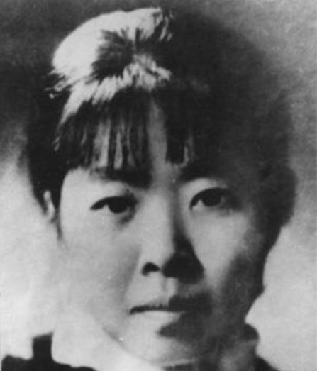 “民国才女”萧红一生极惨,生命当中的四个男人,全都是渣男!