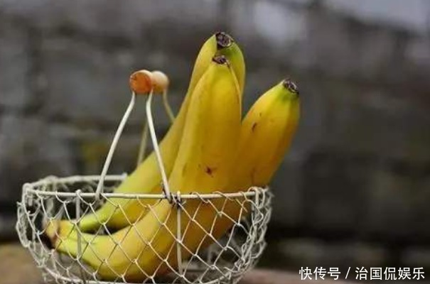 元素|晚上吃香蕉好處真不少,不僅降壓,還有不少好處,尤其適合老年人