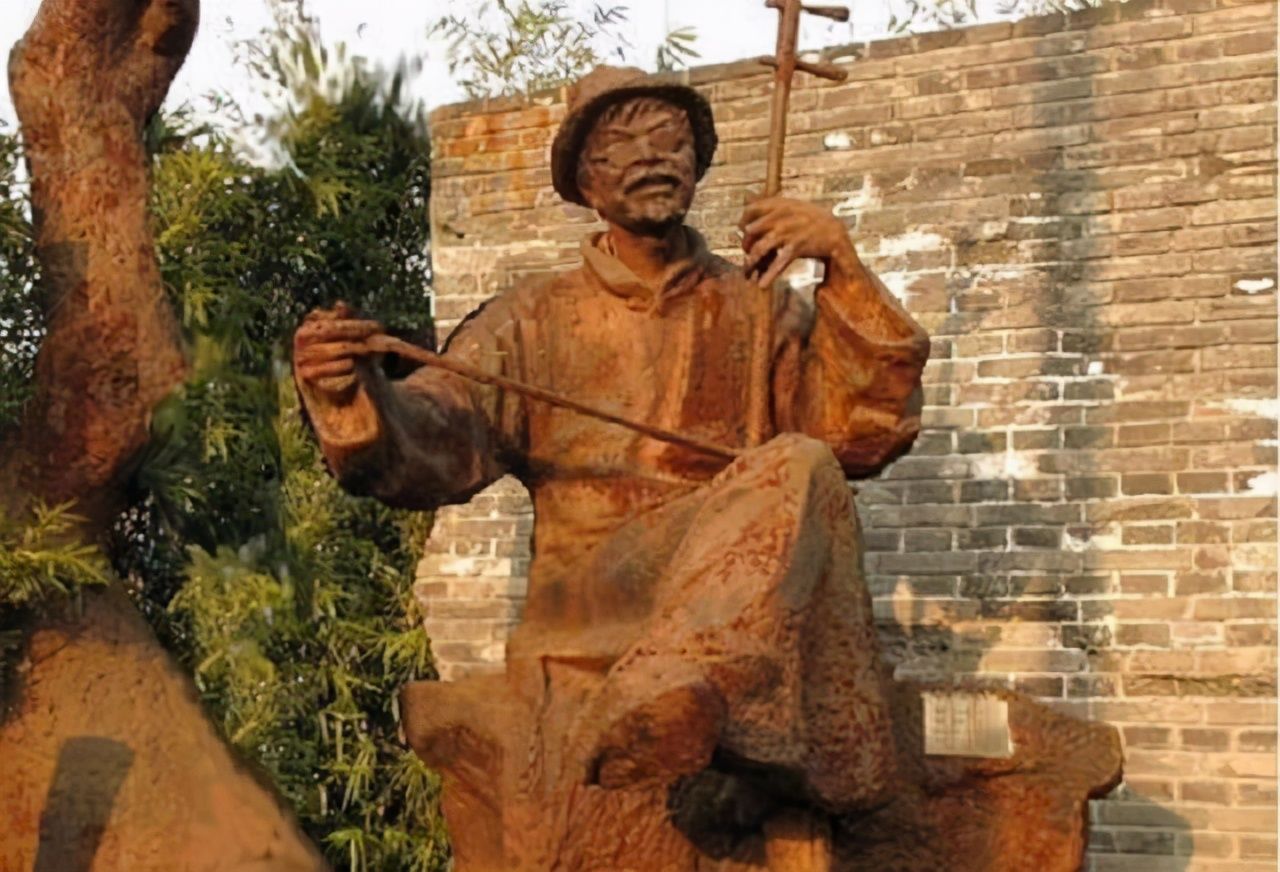 二泉映|阿炳：吃喝嫖赌全占，患上梅毒双目失明，他的音乐却只配跪着听