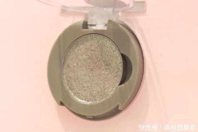 彩妆探店｜橘朵！你竟然把最好看的眼影藏在了实体店里！