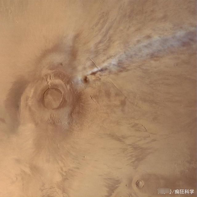 “洞察号”探测器发现火星地震活动频繁，地下深处还有地质活动？