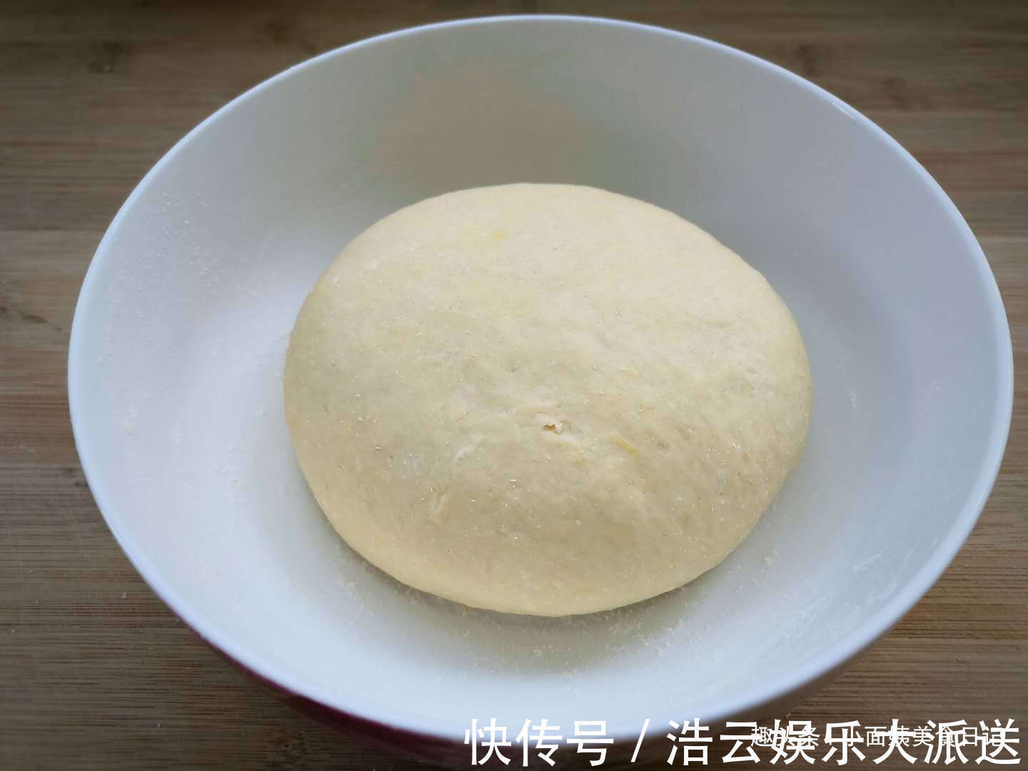 小苏打|炸油条用泡打粉、小苏打全错，油条店老板教你正确做法，金黄酥脆