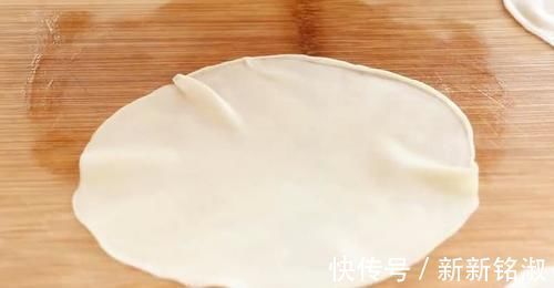 馅料|我家最爱的懒人早餐饼,15分钟就搞定,又香又脆,一次能吃五个