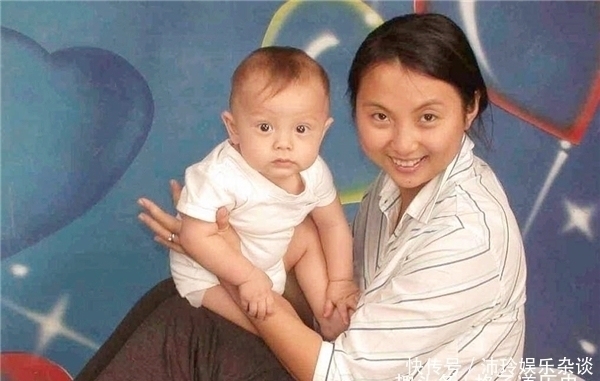 寇白龙&20年前,那个质问克林顿的北大女孩,嫁给美国人后,如今现状如何