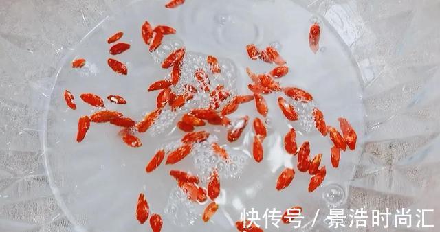 补药一堆不如秋天养肺，适合秋天的润肺汤，应季而食呵护家人健康