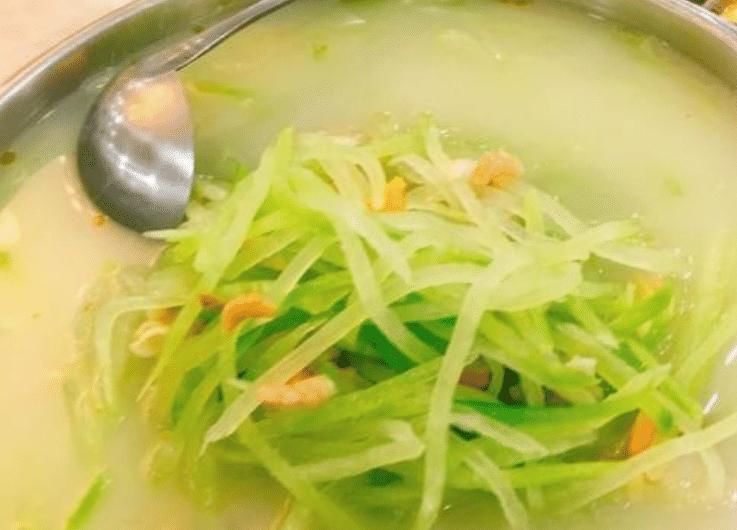 萝卜和它一起煮,隔三差五吃,暖胃驱寒,咳嗽不咳,早食早受益