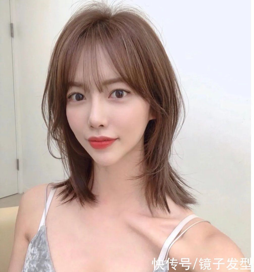 长短|新年发型别再乱剪了,这才是当下最火的发型,无论长短都很心动