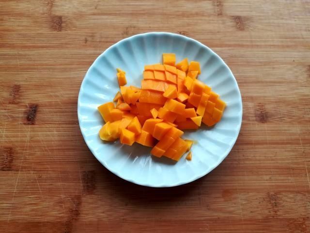 夏天,酸奶不要直接喝,多做一步清凉消暑,比雪糕好吃又好做