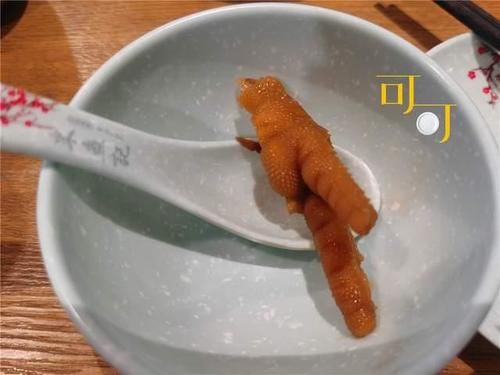  吃饭|一个人在粥铺里不喝粥，看我点了些什么下酒菜，61元晚餐还行吧