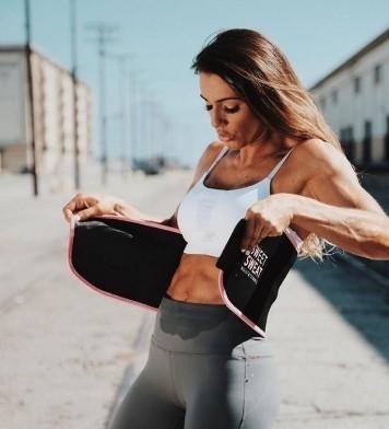 健身模特|巴西健身模特,2年时间就能打进WBFF“成为这条街最亮的仔”