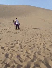 |搞笑GIF:套路太深了, 如果是我女朋友的话,肯定会咬死我的