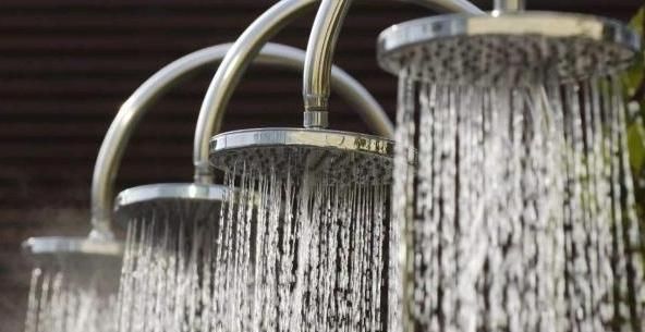 肚脐里的泥是什么?能用手扣出来吗?医生怒道:不要伤害自己!