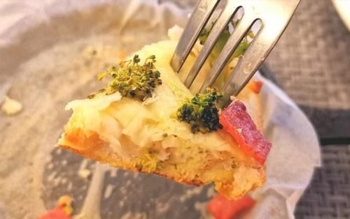 年后早餐学会这样做，鲜美营养，吐司边还不浪费，每次上桌都吃光