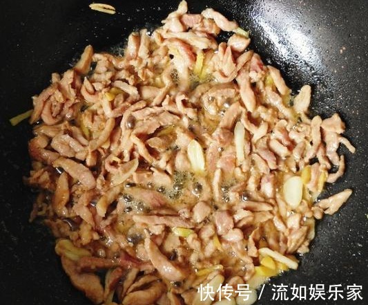 青椒炒肉，先炒青椒还是先炒肉很多人第一步做错了，难怪不好吃